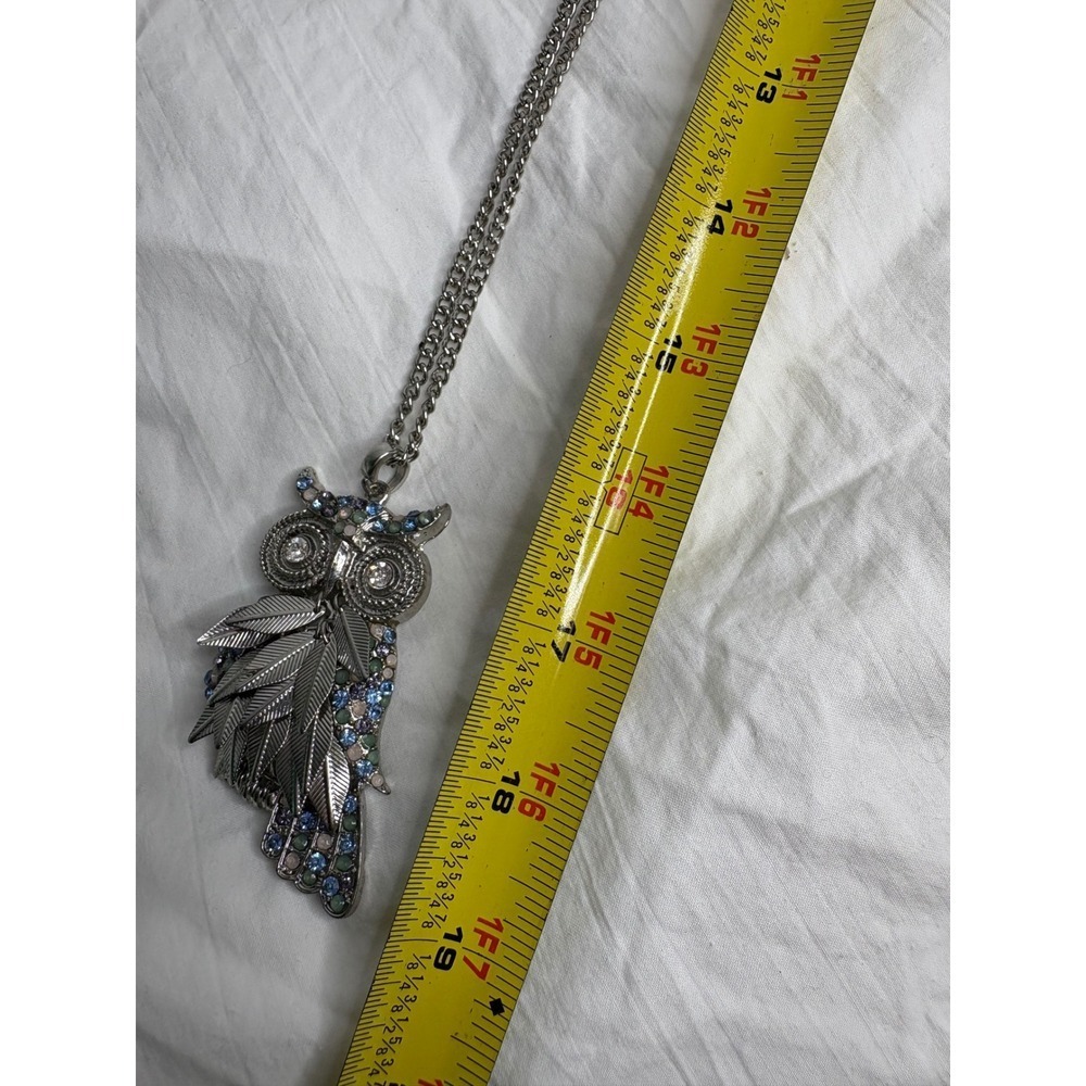 Y2K Sparkling Owl Pendant Necklace Silver Tone Green Rhinestones Long Chain